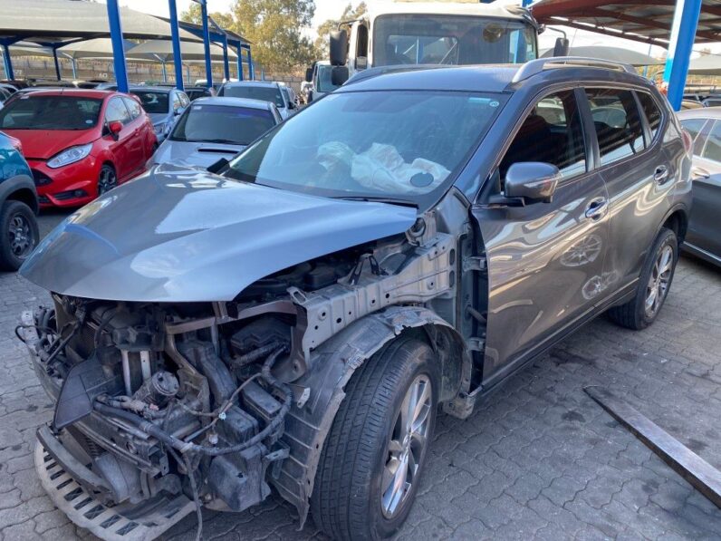 
								2016 NISSAN X-TRAIL A/T full									