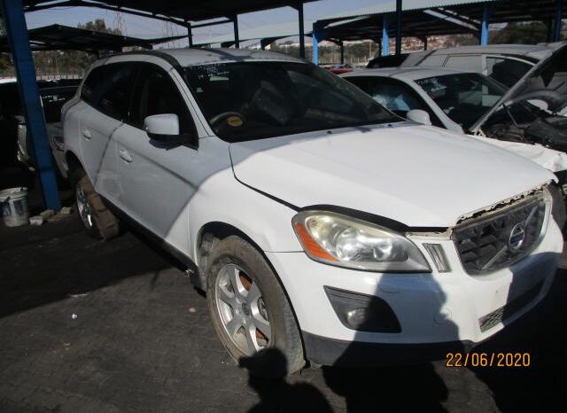 
								2010 VOLVO XC60 A/T full									