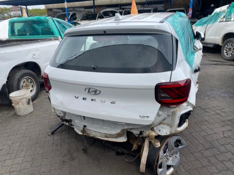 
								2021 HYUNDAI VENUE 1.0 TGDi full									
