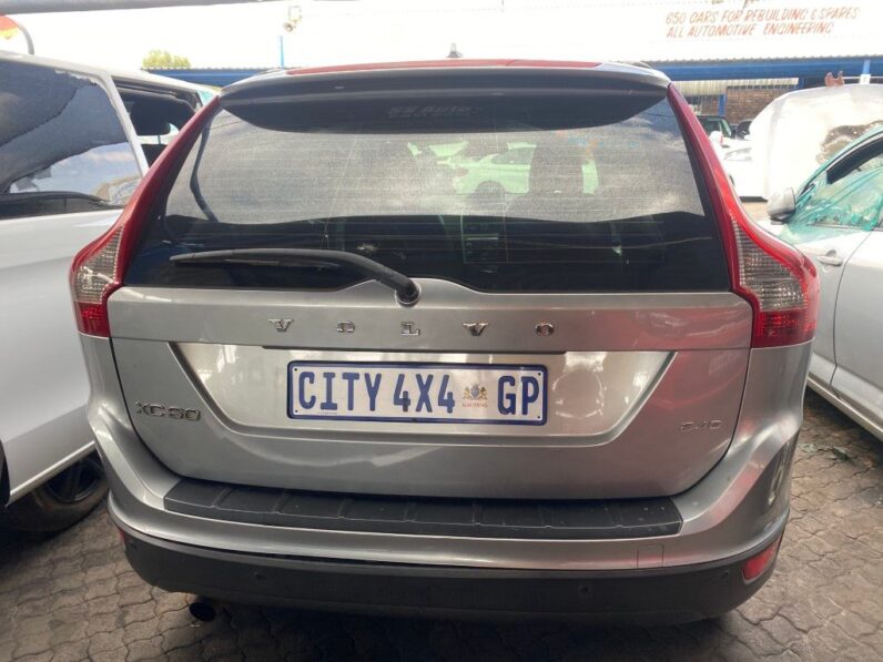 
								2010 VOLVO XC60 full									