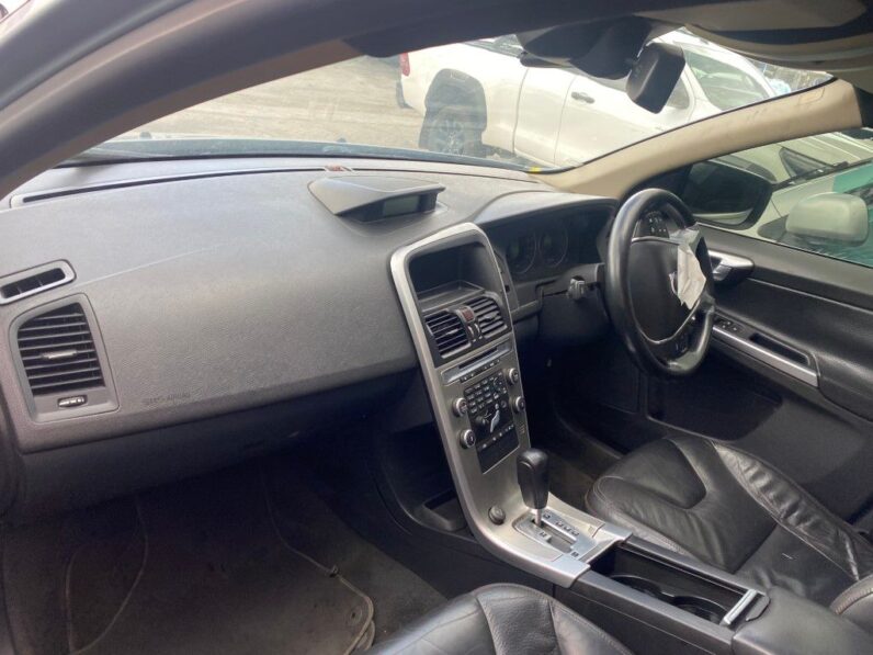 
								2010 VOLVO XC60 full									