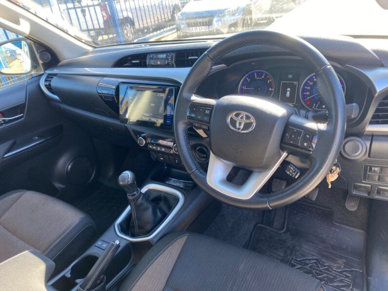 
								2017 TOYOTA HILUX 2.8 GD-6 RAIDE full									