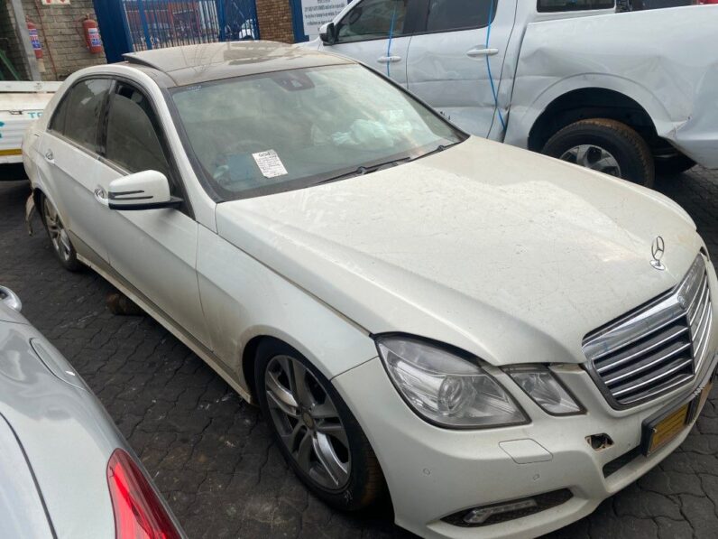 
								2009 MERCEDES BENZ E350 AVANTGAR full									