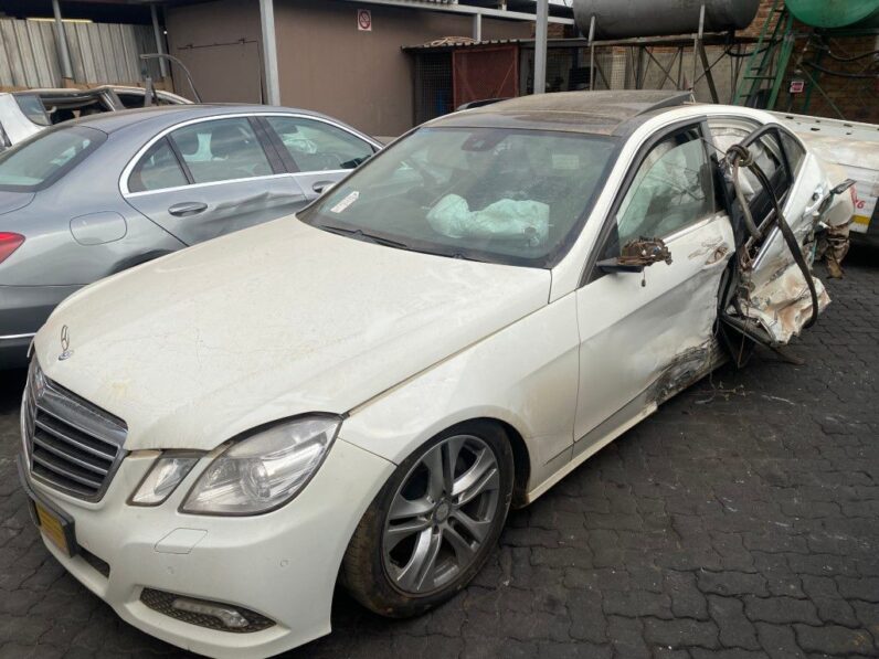 
								2009 MERCEDES BENZ E350 AVANTGAR full									