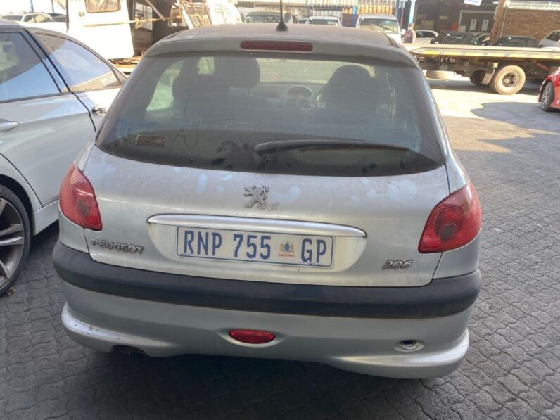 
								PEUGEOT 206 full									