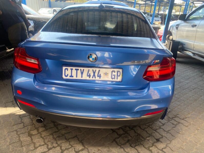 
								2016 BMW 220i full									