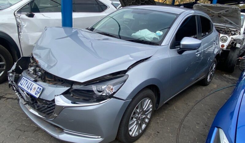 
								2023 MAZDA 2 full									