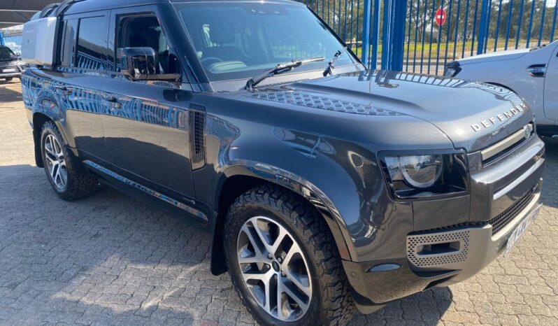 
								2023 LAND ROVER DEFENDER full									