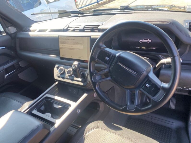 
								2023 LAND ROVER DEFENDER full									