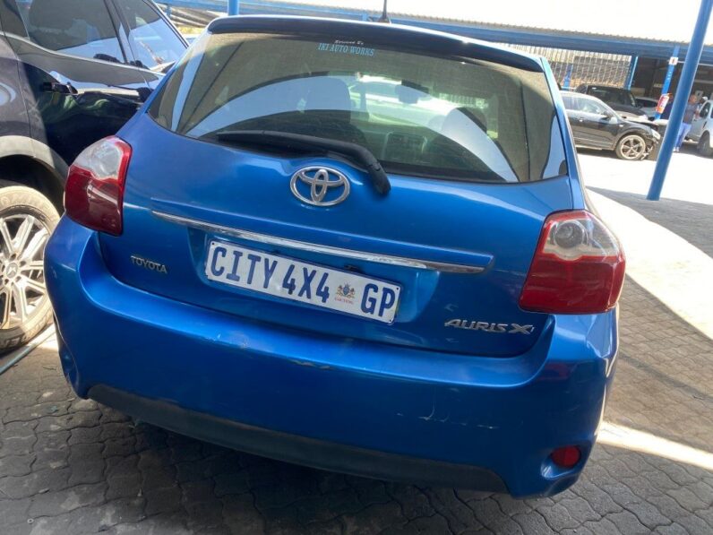 
								2011 TOYOTA AURIS 1.6 XI full									