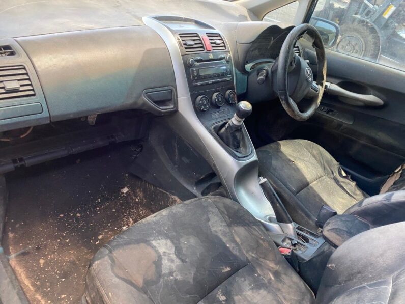 
								2011 TOYOTA AURIS 1.6 XI full									