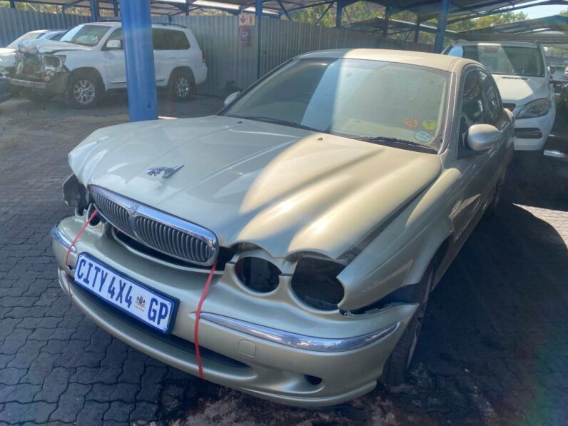 
								JAGUAR X-TYPE full									
