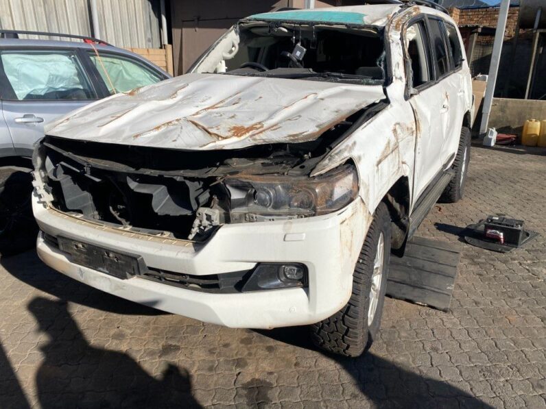 
								2020 TOYOTA LAND CRUISER full									