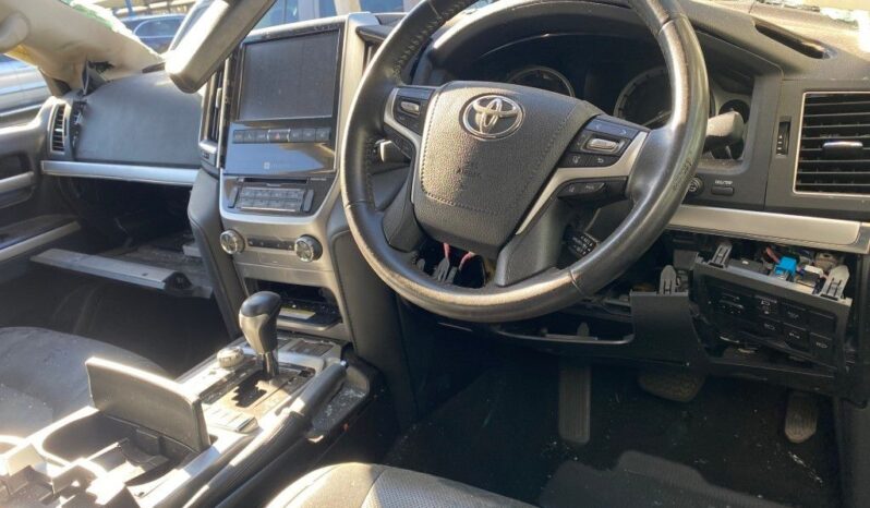 
								2020 TOYOTA LAND CRUISER full									