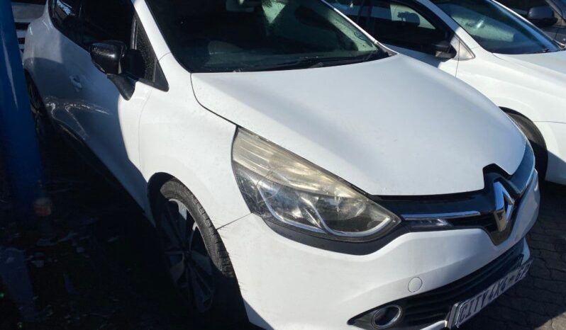 
								2014 RENAULT CLIO IV full									
