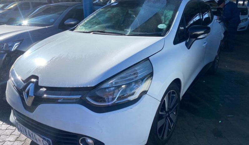 
								2014 RENAULT CLIO IV full									