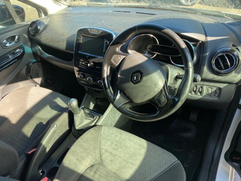 
								2014 RENAULT CLIO IV full									