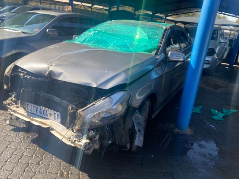 
								2016 MERCEDES BENZ W176 A220 CDI full									