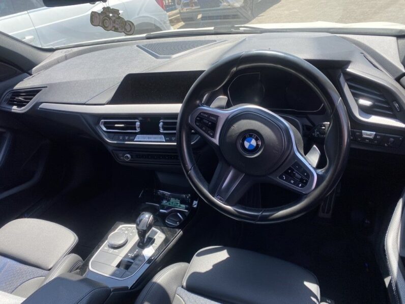 
								2021 BMW 1 SERIES 135i full									