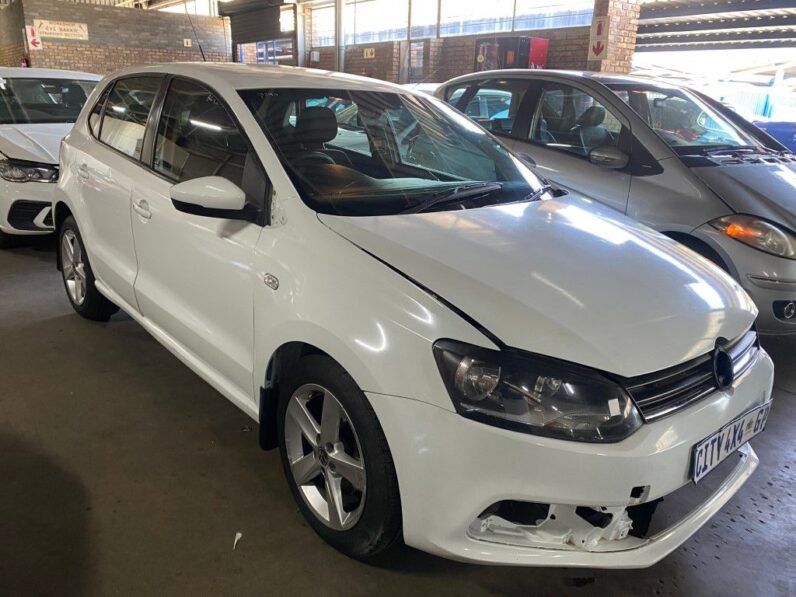 
								2019 VW POLO full									