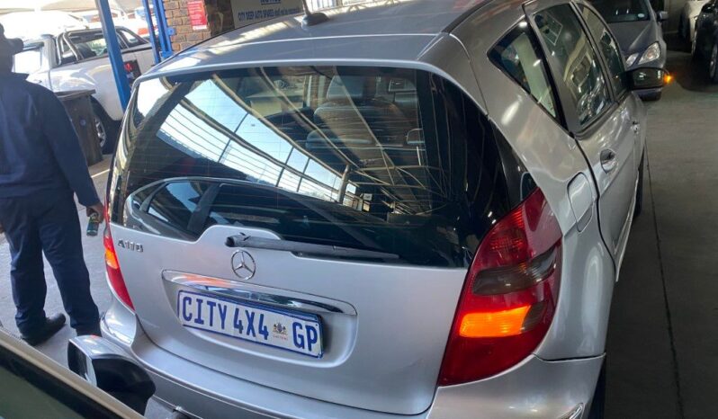 
								2005 MERCEDES BENZ A170 full									
