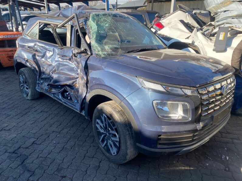 
								2023 HYUNDAI VENUE 1.0 TGDI full									