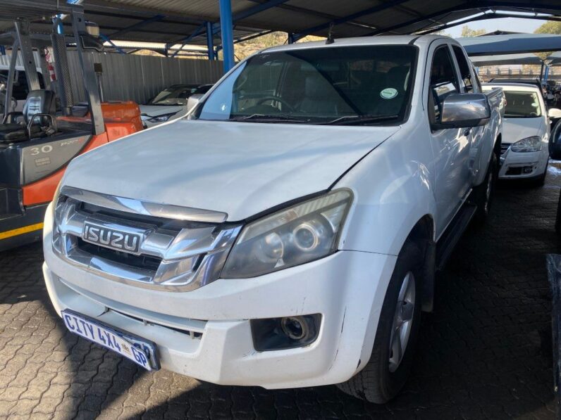 
								2014 ISUZU KB300 D TEQ LX full									