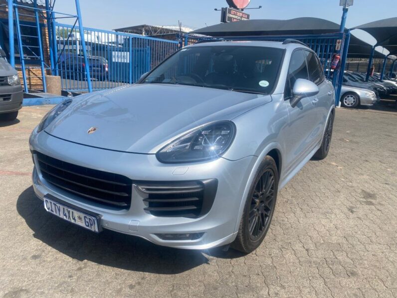 
								2016 PORSCHE CAYENNE GTS full									