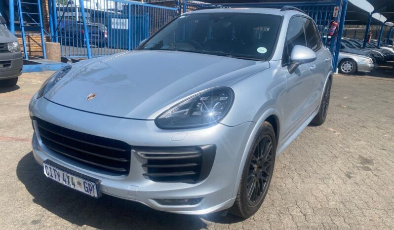 
								2016 PORSCHE CAYENNE GTS full									