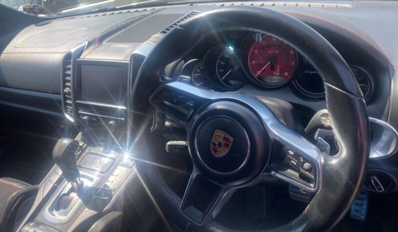 
								2016 PORSCHE CAYENNE GTS full									