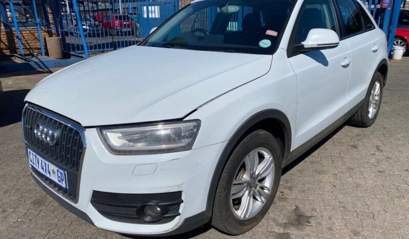 
								2013 AUDI Q3 2.0 TFSi full									
