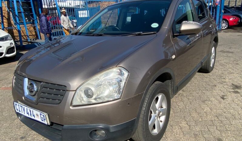 
								2010 NISSAN QASHQAI full									