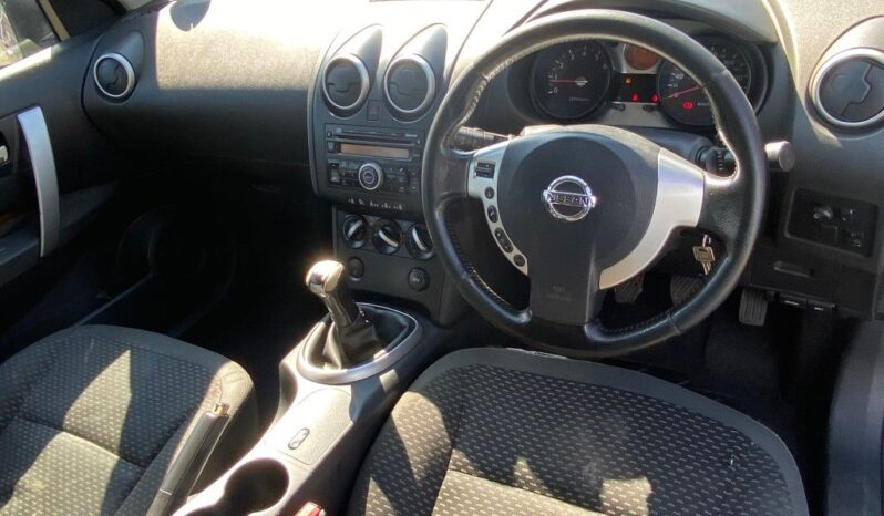 
								2010 NISSAN QASHQAI full									
