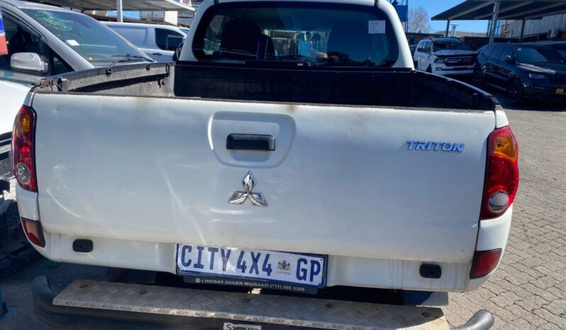 
								2007 MITSUBISHI L200 full									