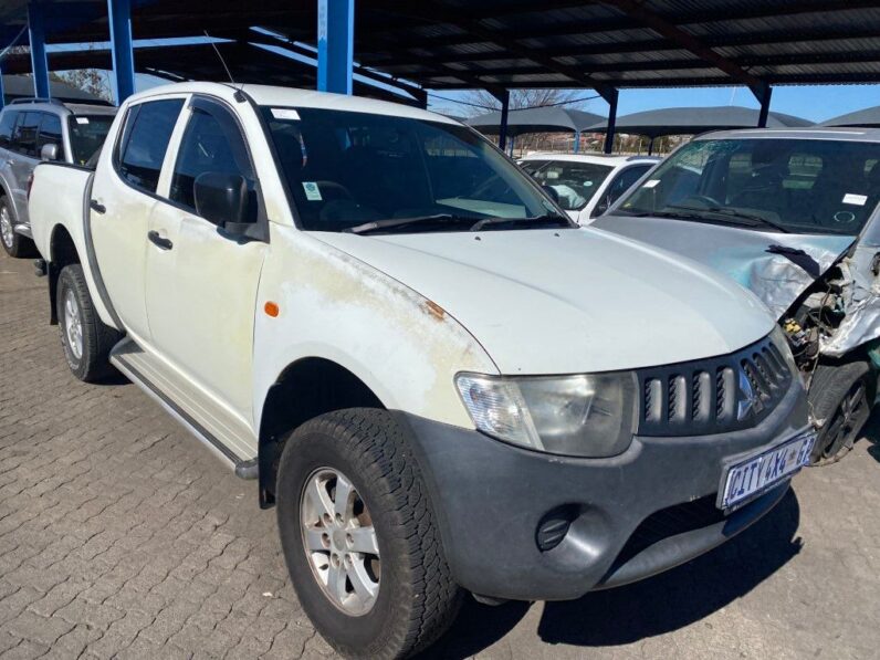 
								2007 MITSUBISHI L200 full									