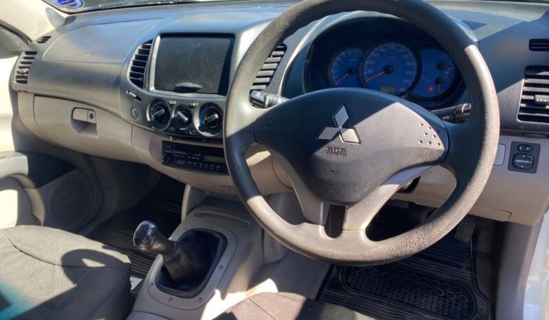 
								2007 MITSUBISHI L200 full									
