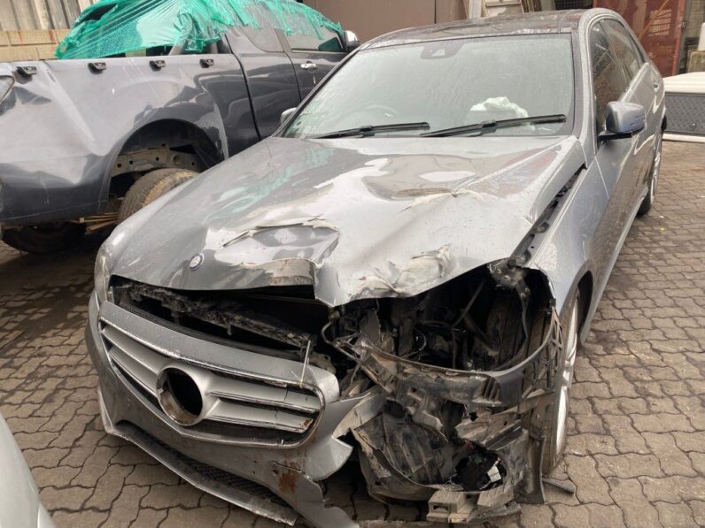 
								2015 15 MERCEDES BENZ E250 full									