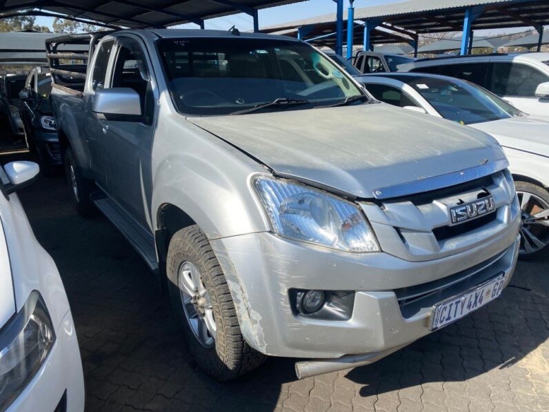 
								2013 ISUZU KB250 full									