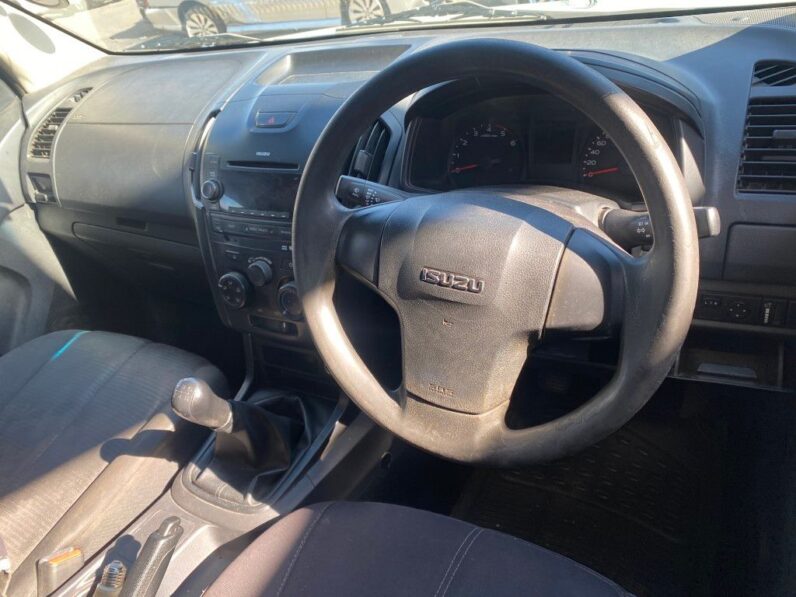 
								2013 ISUZU KB250 full									