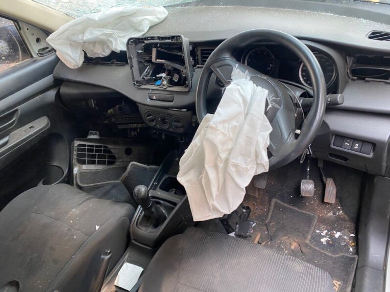 
								2024 SUZUKI ERTIGA 1.5 GA full									
