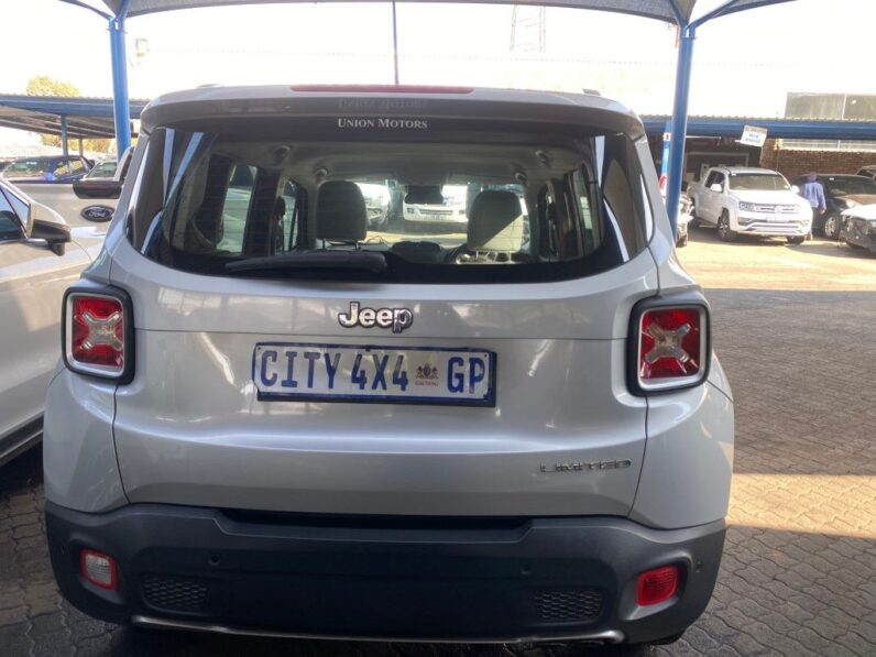 
								2016 JEEP RENEGADE 1.4 T JET full									
