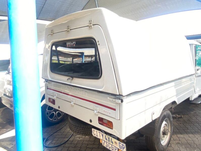 
								2022 MAHINDRA BOLERO MAXI full									