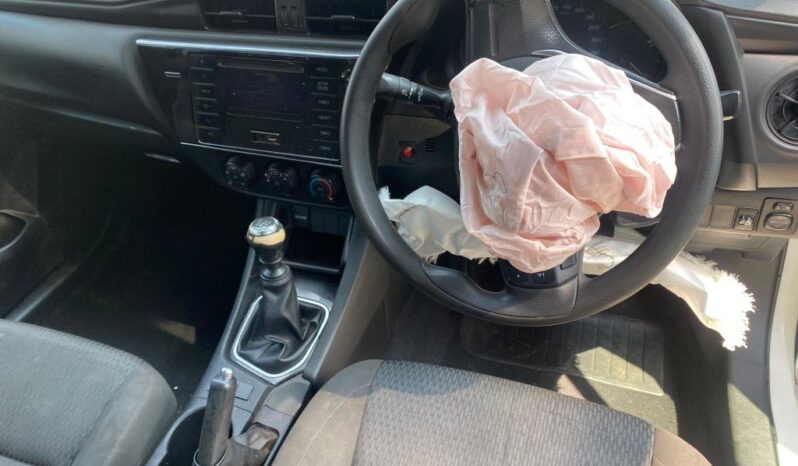 
								2021 TOYOTA COROLLA QUEST 1.8 full									