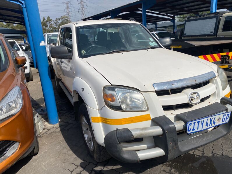 
								2008 MAZDA BT 50 2.6 i D/C full									
