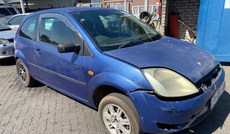 
								2005 FORD FIESTA full									
