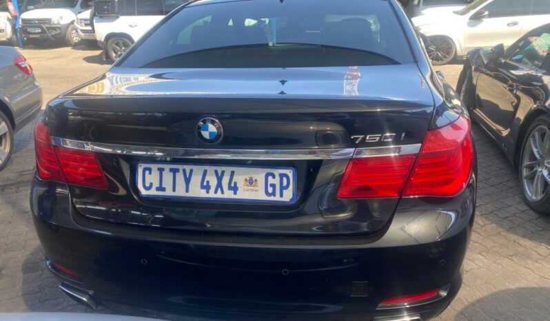 
								2010 BMW 750i full									
