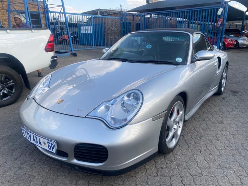 
								2004 PORSCHE CARRERA TURBO full									