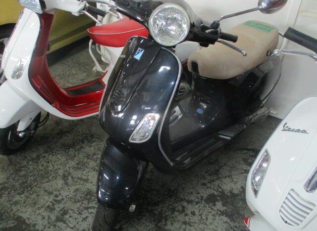 
								2014 VESPA LX150 full									