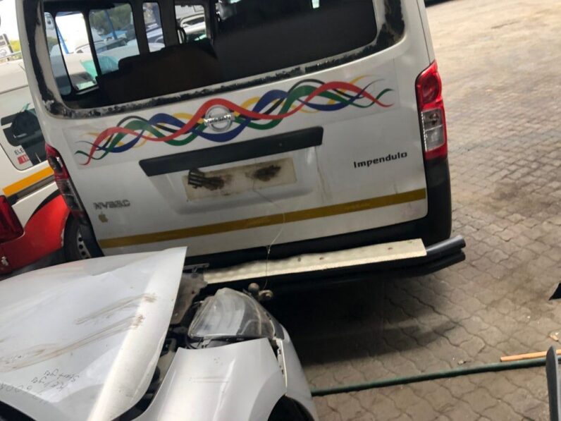 
								2018 NISSAN NV350 2.5 IMPENDULO full									