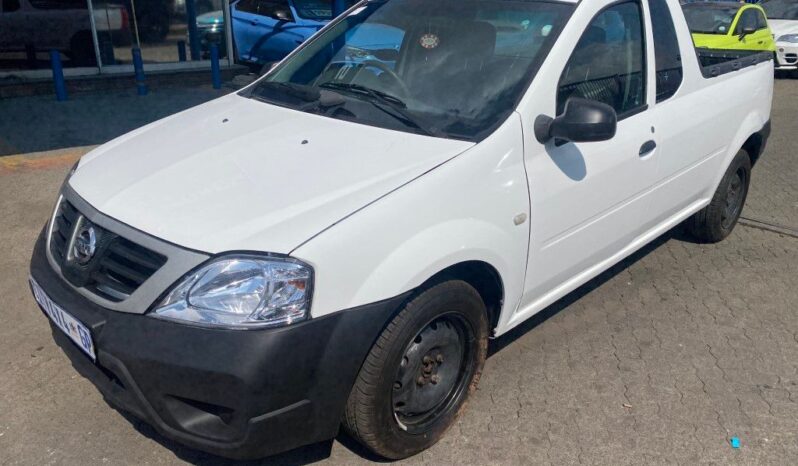 
								2017 NISSAN NP200 1.6 P/U full									